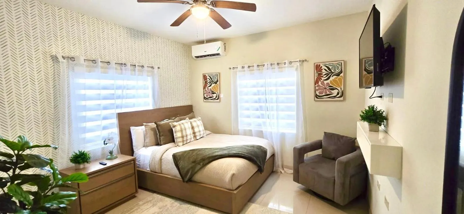 Island Vybz Villa Lancewood Meadows Ocho Rios Jamaica